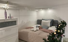 Carina Duplex Studio